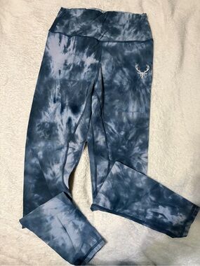 Women’s Bucked up Blue Tie-Dye Active Leggings